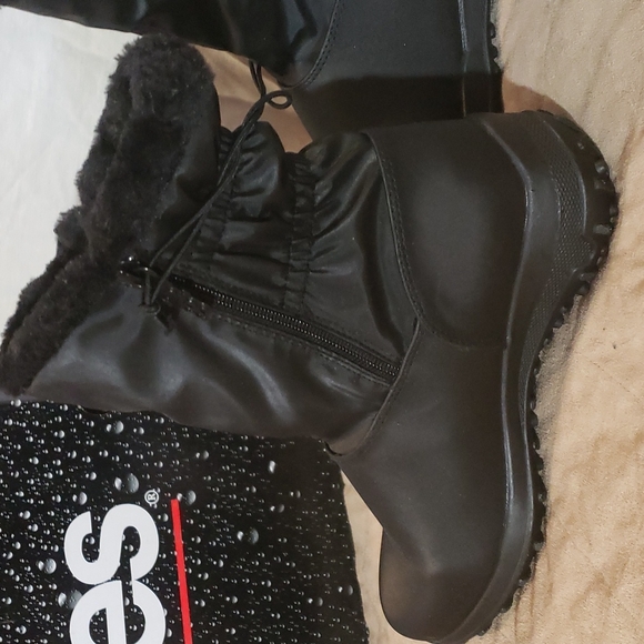 Totes Waterproof Brenna Boots - Picture 2 of 10